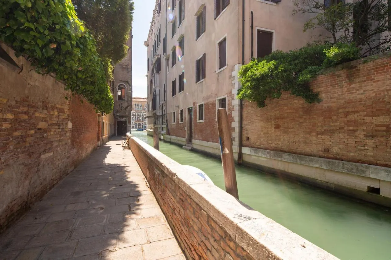 AI FRADEI boutique apartment Venise 0*,  Italie